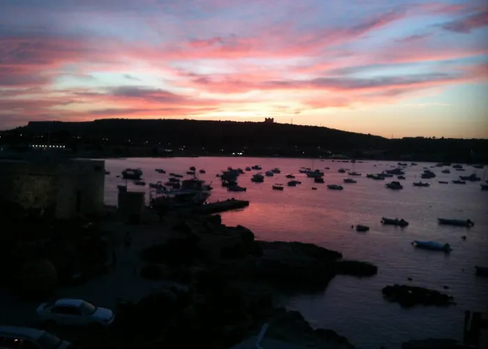 Mel 1 2bed Seaview In Ghadira By Homely * メーリッハ