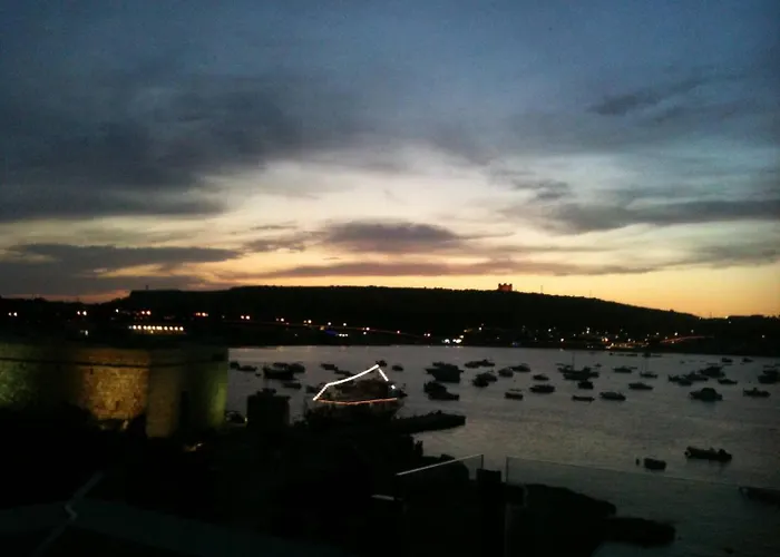 アパート Mel 1 2bed Seaview In Ghadira By Homely